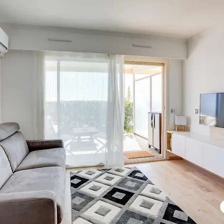 Apartment Panoramic View Swimming Pool And Parking Space *